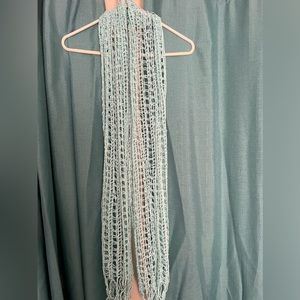 Fishnet, baby blue scarf